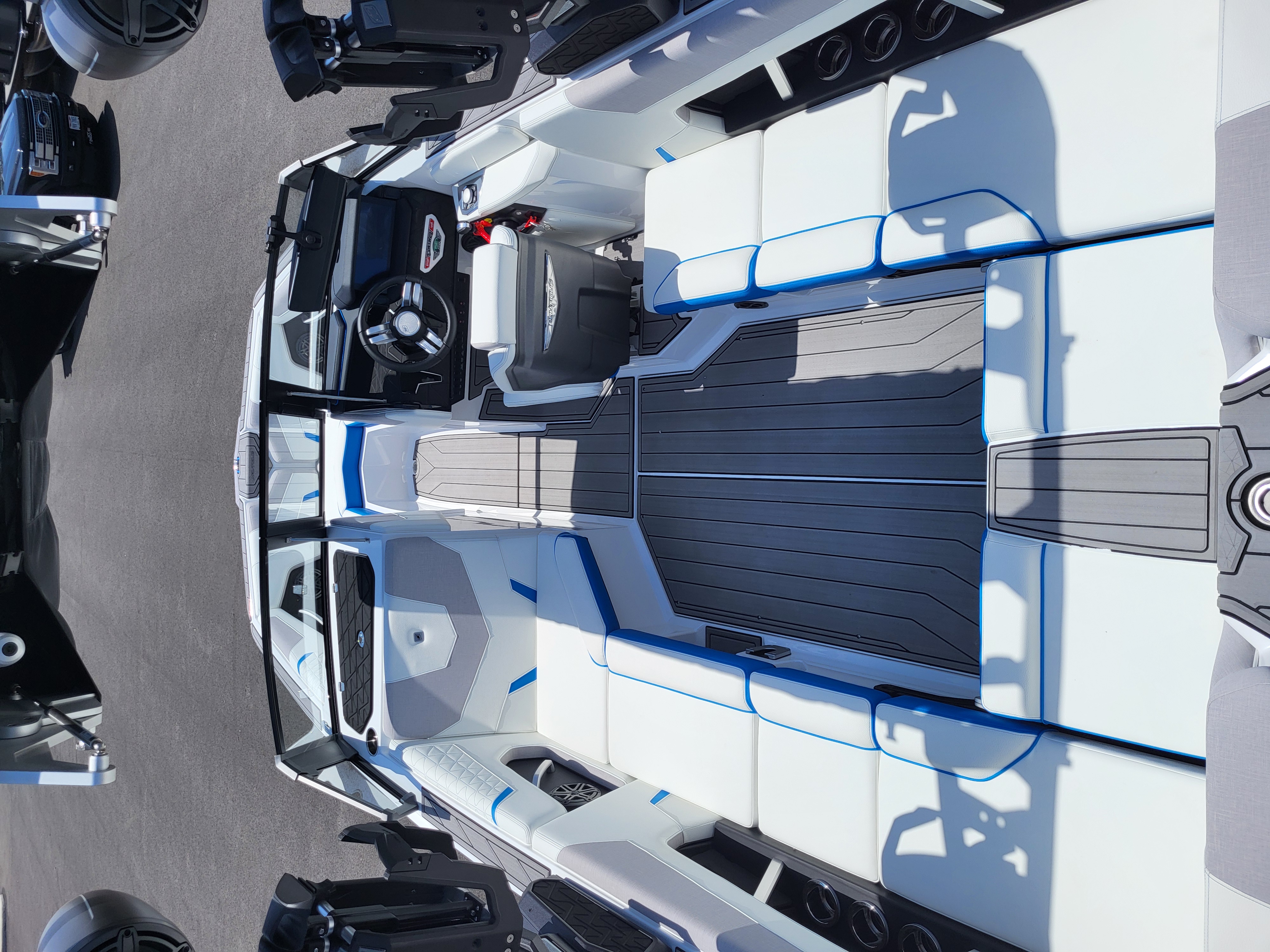 2023 Super Air Nautique GS22 Icon